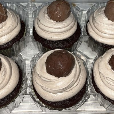 Classic Cupcakes Half Dozen
