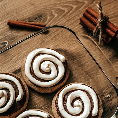Cinnamon Roll Cookie