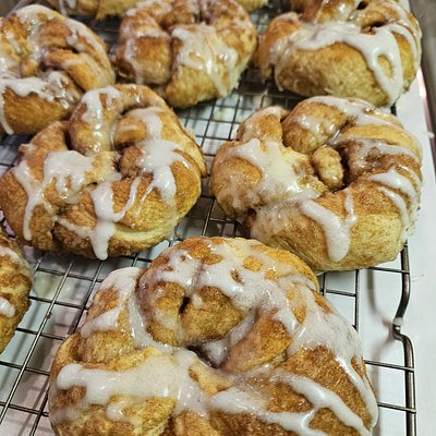 Cinnamon Sugar Knots 