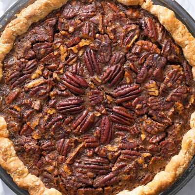 Thanksgiving pecan pie