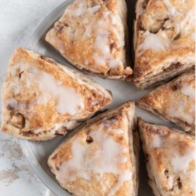 Apple Cinnamon Scones