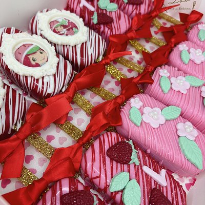 Custom Cakesicles