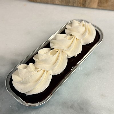 GF Chocolate Cake With Chocolate Ganache & Vanilla Bean Buttercream