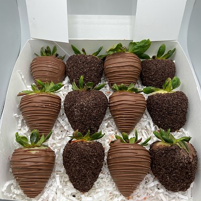 Half Topping Strawberries Dozen