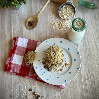 Oatmeal Chocolate Chip Cookie 