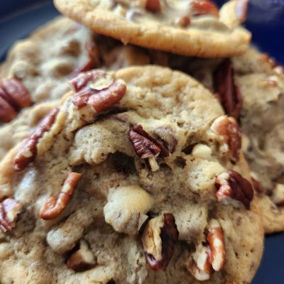 Chocolate Chip Pecan 1 Dozen 