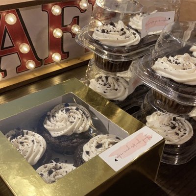 Oreo Blast Cupcake