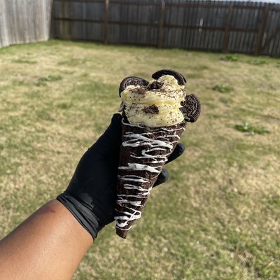 𝐂ookies&𝐂ream 𝐂heese𝐜𝐚𝐤𝐞 𝐂one 🤍🖤🍦