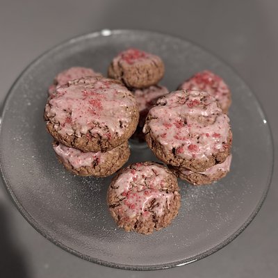 Single Strawberry Frosted Oatmeal