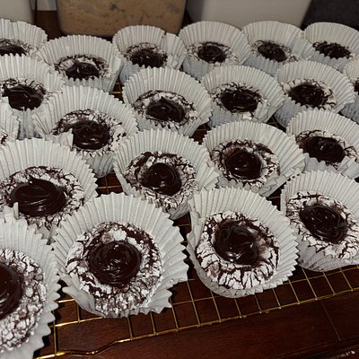 1 Dozen Chocolate Lava Crinkles
