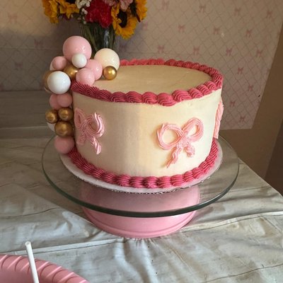 8” Round Cake 