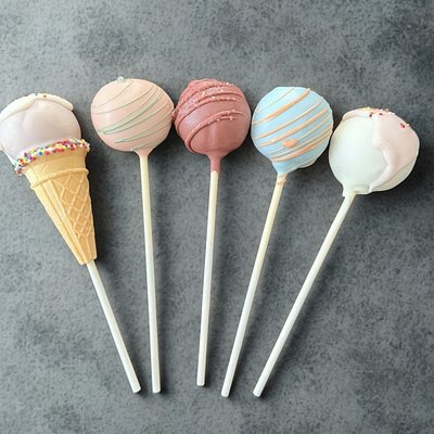 Basic Dozen Round Cake Pops