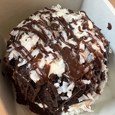 Mounds Mini Bundt (Candy Bar Series) 