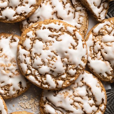 BIG Iced Oatmeal Cookies (2pack 4 Oz Each) 