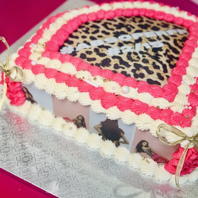 Custom Diamond Shaped Picture Cake 