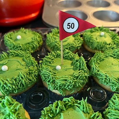 Custom Theme Design Cupcakes