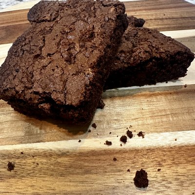 Double Chocolate Brownies (6 Count)