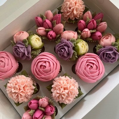 1 Dozen Floral Cupcakes 