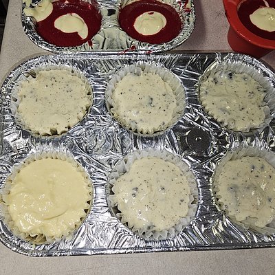 COOKIES AND CREME Cheesecake Cupcakes