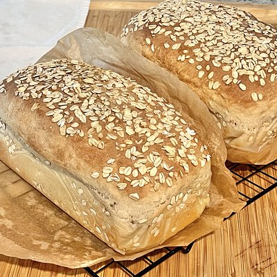 Honey Oat Soft Sandwich Loaf 2 Lb 