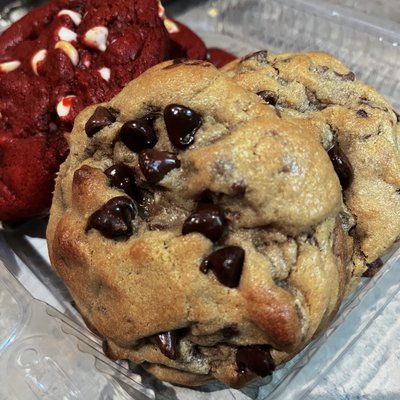 Jumbo Cookies, 6 Pack (Up To 2 Flavors)
