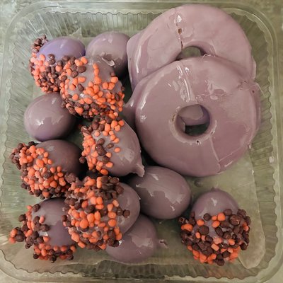 (Pick Up Only) Set Of 6 Pineapple Candy