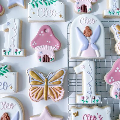 Sweet Dozen Cookies
