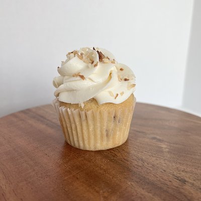 Italian Cream Cupcakes
