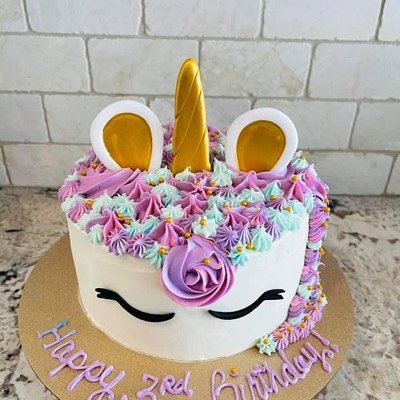 8 Inch Unicorn Cake W/dozen Matching Cupcakes 