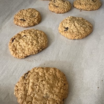 Oatmeal Raisin Cookies 