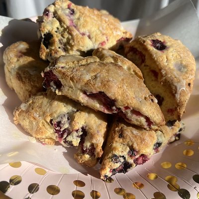 Triple Berry Sourdough Scones w/ Sweet Lemon Glaze (5-Pack)