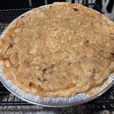 9" Peach Pie With Streusel Topping