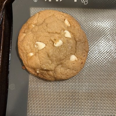 White Chocolate Chip Cookies 