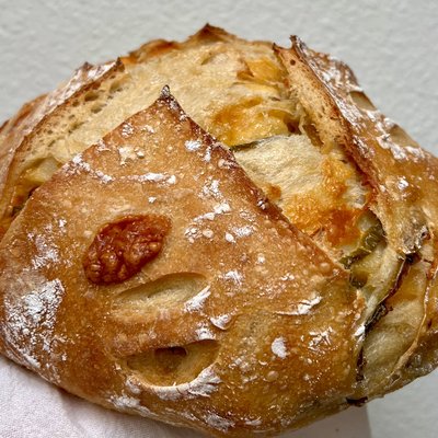 Jalapeño Cheddar Sourdough 