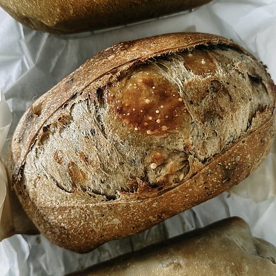 Sundried Tomato & Mozzarella Sourdough