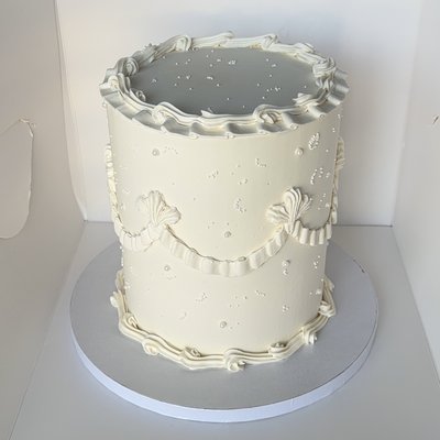 Tall 6” 3 Layer Cake