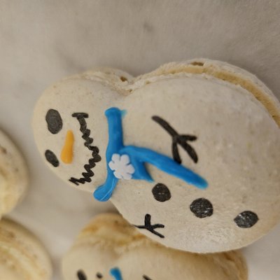 Vanilla buttercream Macarons, dozen 