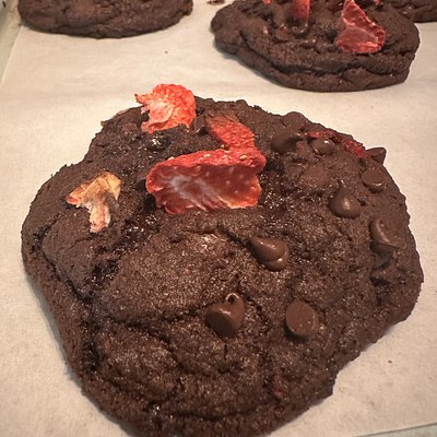 Chocolate Covered Strawberry Cookies (6ct)