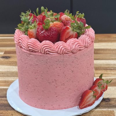 Strawberry 6 Inch, 3 layer Cake With Fresh Glazed Strawberries 