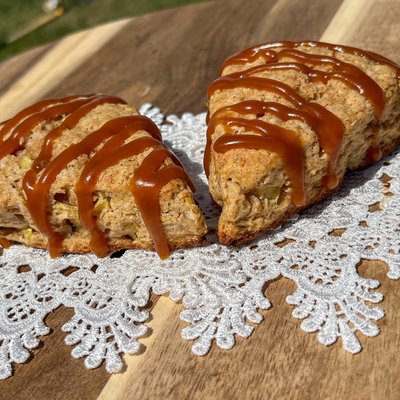 Caramel Apple Sourdough Scones