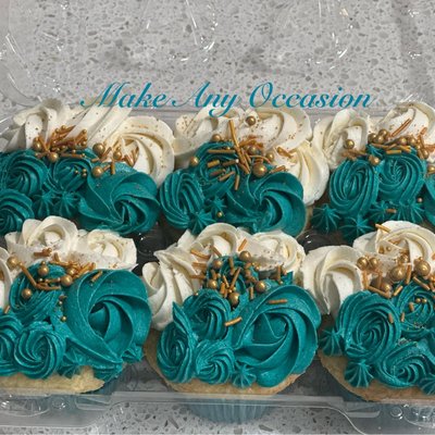 Dozen Cupcakes 