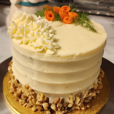 Carrot Cake 12"