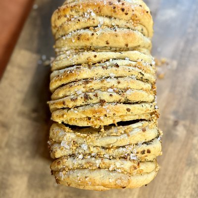 Sourdough Garlic Butter Pull-Apart Bread