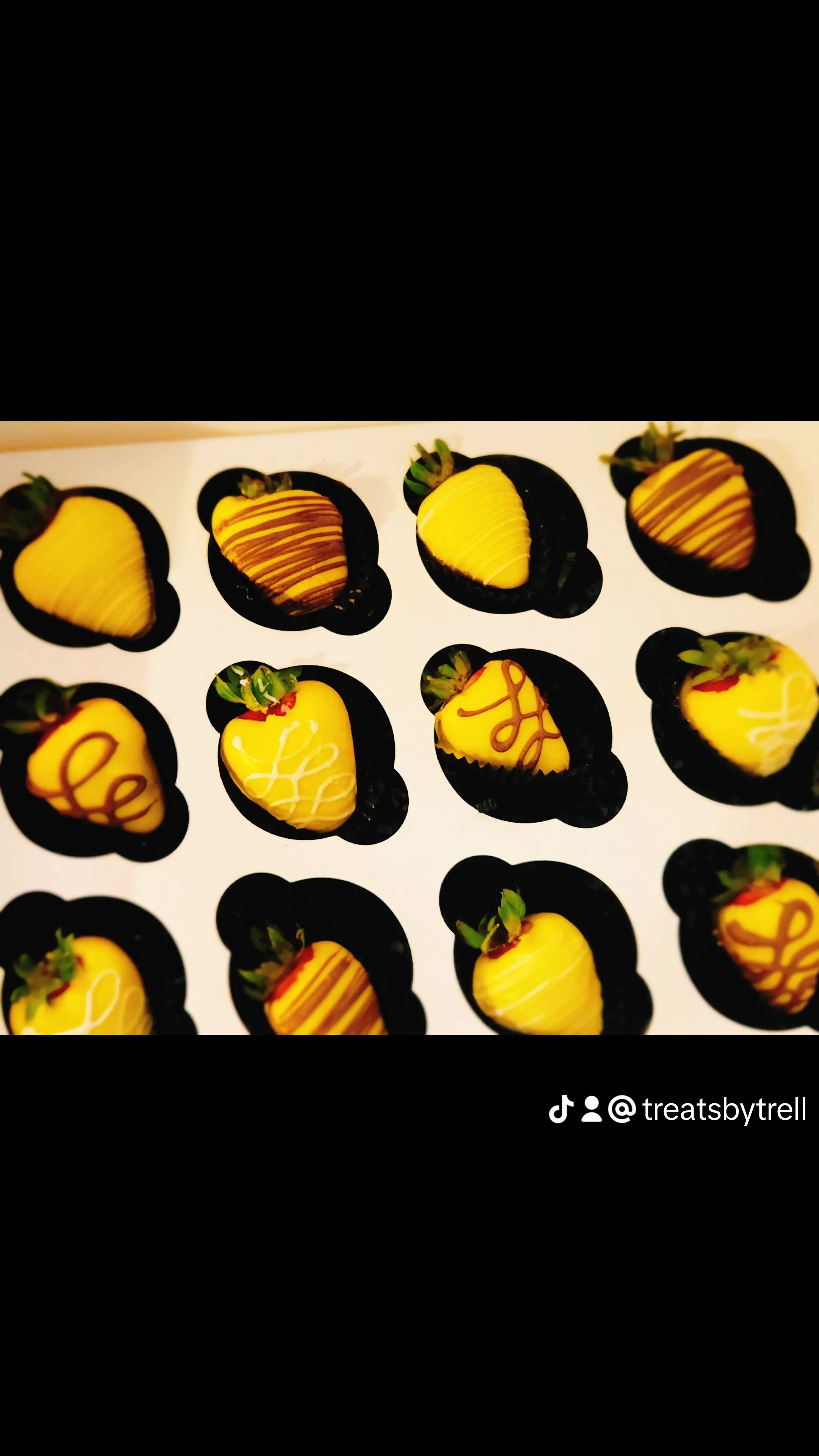 24 Chocolate Covered Strawberries 