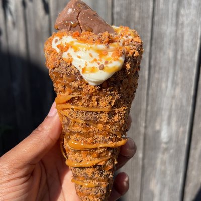 Butterfinger Cheesecake Cone