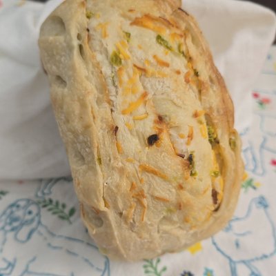 Cheddar Jalapeño Loaf