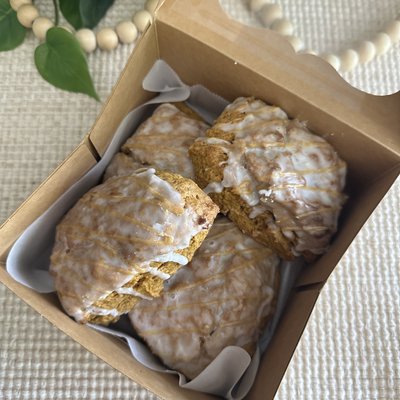 Iced Pumpkin Scones 4pk