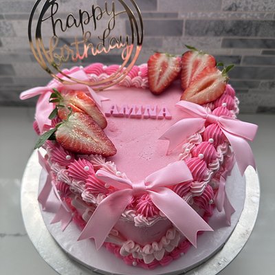 8” Vintage 2 Layer Heart Cake 