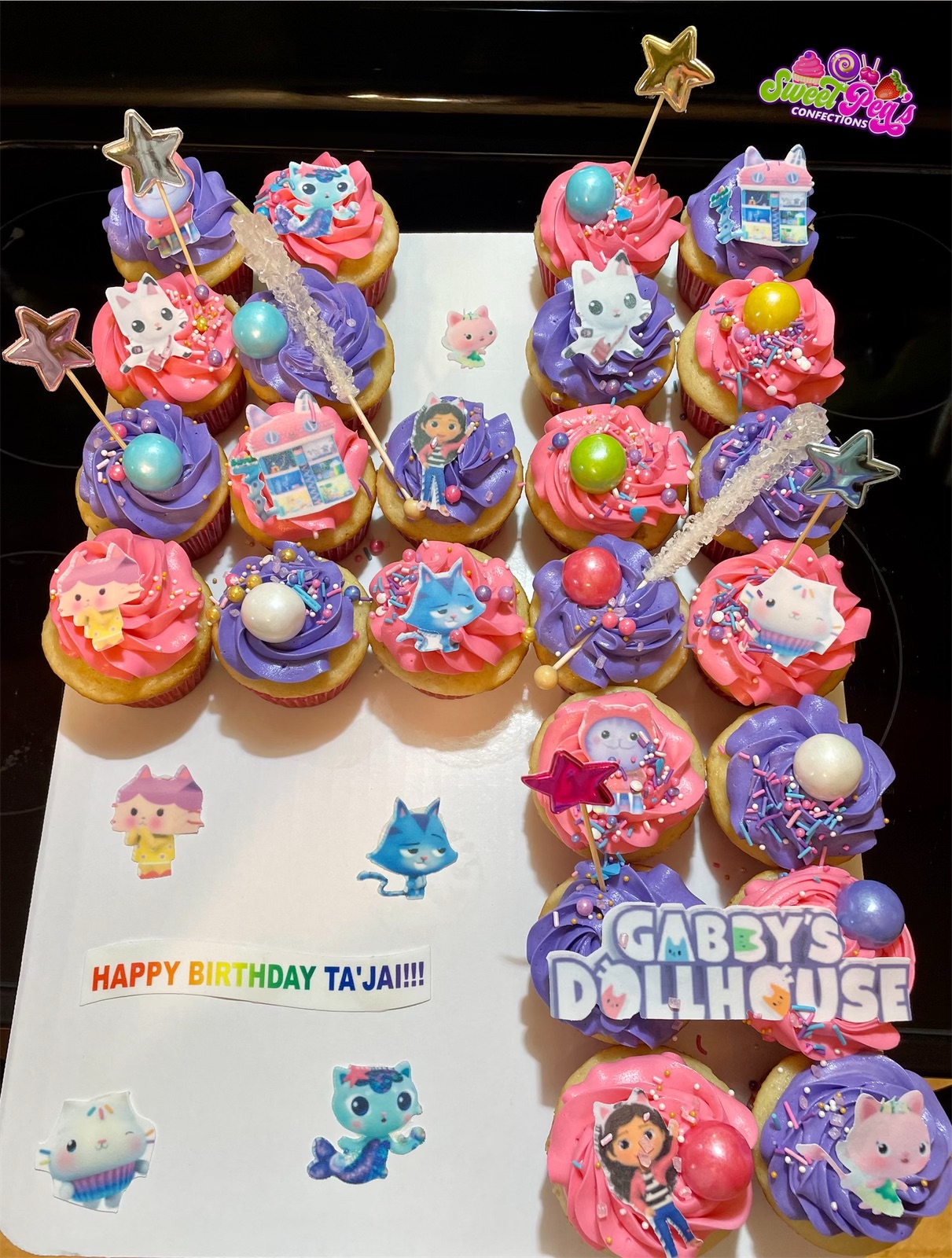 Custom Cupcake Pull-Apart Cake