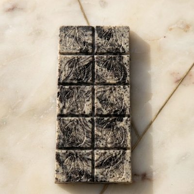 Cookies ‘n Cream Space Bar 